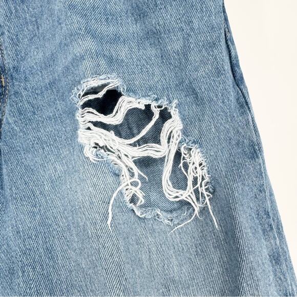 Levi's Women's '94 Baggy Destructed Distressed Classic Jeans Medium Wash Size 27 - Picture 10 of 16